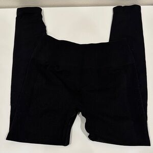 Alphalete Amplify High Wasited Leggings in Black (M)